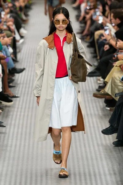 Look 4